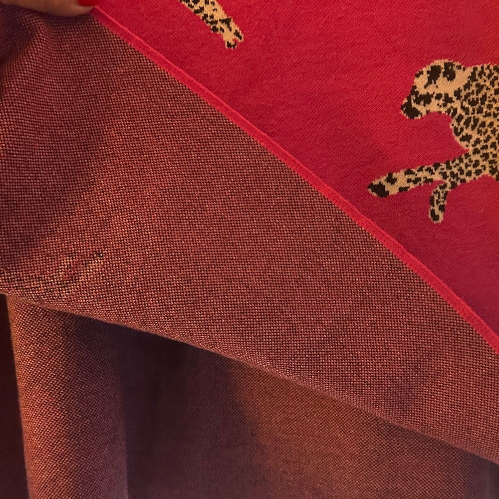 Pink Sweater with Leopard Print - Picture 4 of 4